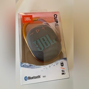 JBL Clip 4 Portable Bluetooth Speaker – Open Box
